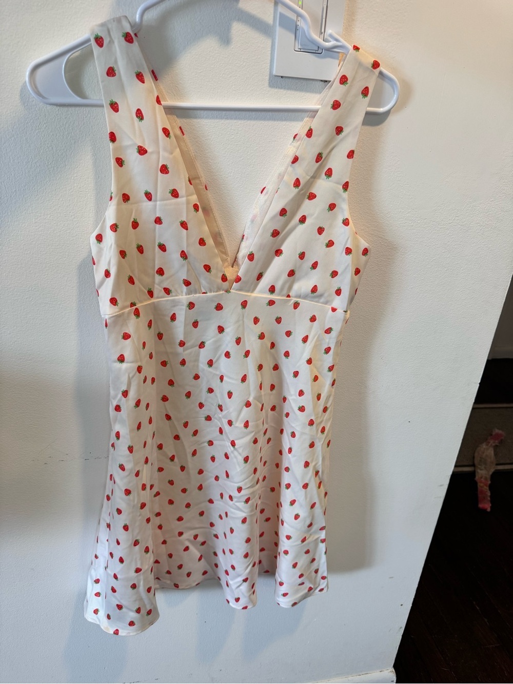 Indefier Hazel boutique Satin Strawberry Mini Dress NWT - Picture 4 of 5